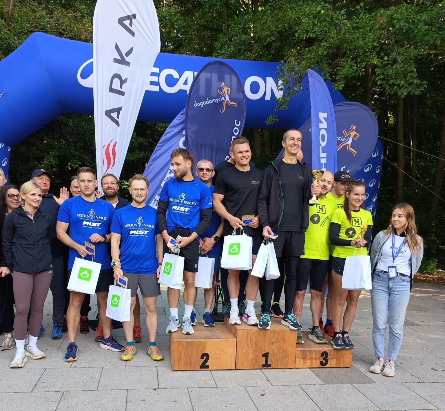 Biegiem na Pomoc – Meden-Inmed Sports Team na podium