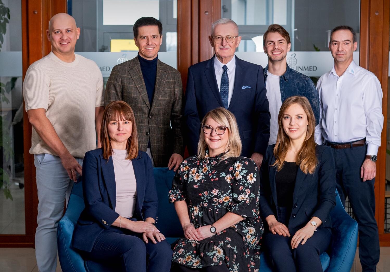 Meden-Inmed na okładce magazynu „Prestiż”